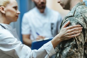 Як отримати грошову допомоги військовослужбовця дружині
