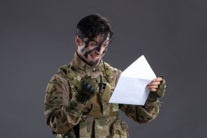 Одноразова виплата за підписання контракту як матеріальна допомога військовому